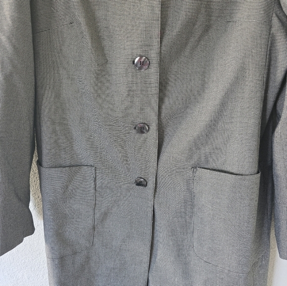 Alfred Dunner Long Blazer Women Sz 8 Gray Four Button Pockets Padded Career - Picture 6 of 10